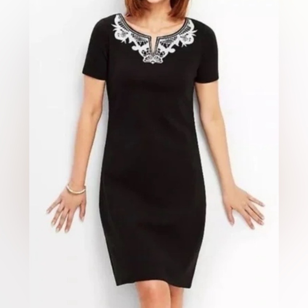 EUC Talbots Appliqué Neckline Tee Dress
